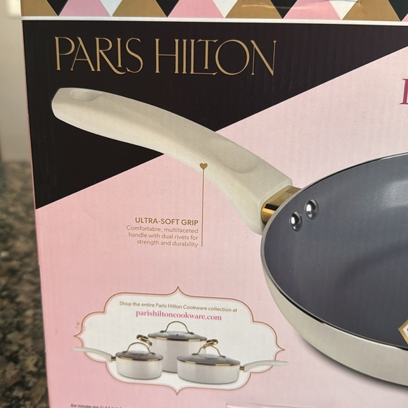 Paris Hilton 9.5" Frying Pan with Induction Bottom NIB - Picture 7 of 9